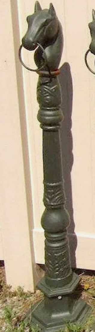 Cast Iron Hitching Post (1 of 5)