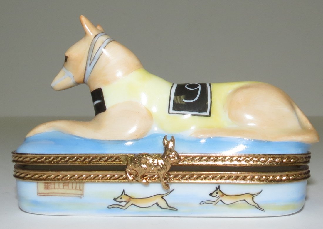 Limoges Porcelain Pill Box: Est. Shipping = $12 to USA