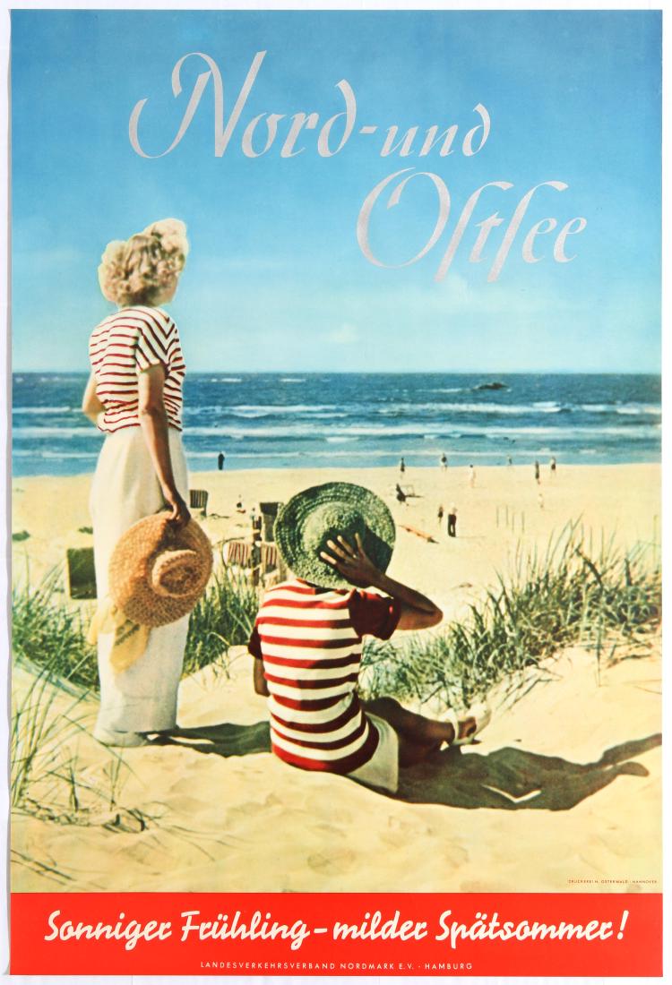 Original Travel Poster Germany Summer Sea Beach: Original vintage travel poster promoting Nord-und Ostsee (North and East Sea), illustration shows a couple on the beach looking out to sea. With the tagline; 'Sonniger FrÃ¼hling - Milder SpÃ¤tsomm