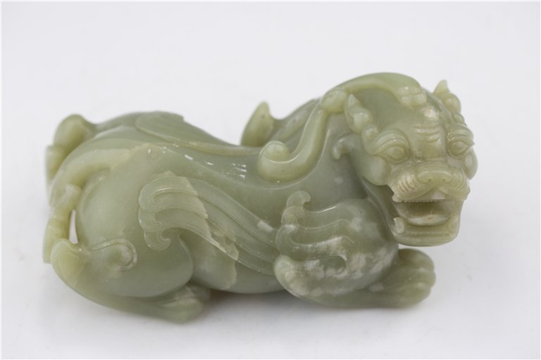 CHINESE GREEN JADE COUCHING BEAST: Chinese Green Jade Couching Beast, L 6 1/2"