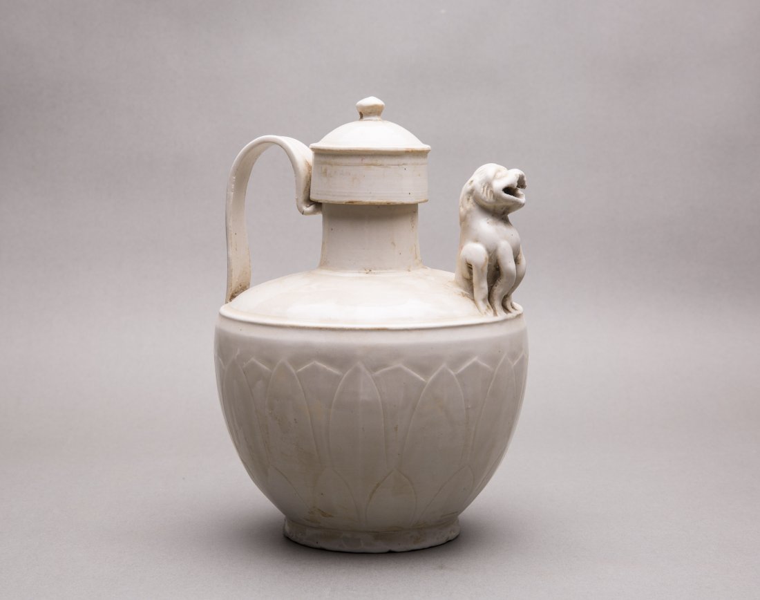 A DING-TYPE EWER (1 of 5)