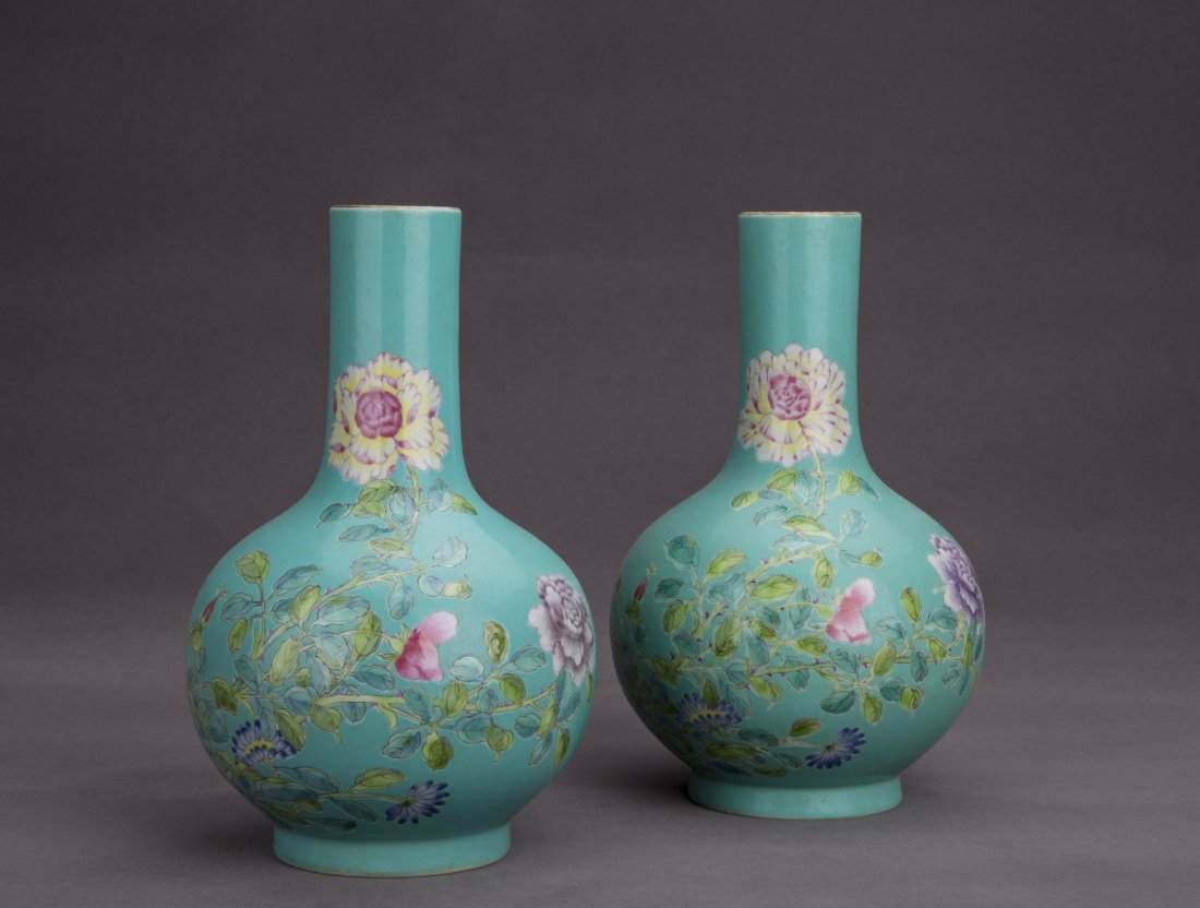 A PAIR OF TURQUOISE-GROUND FAMILLE-ROSE BOTTLE VASES (1 of 4)