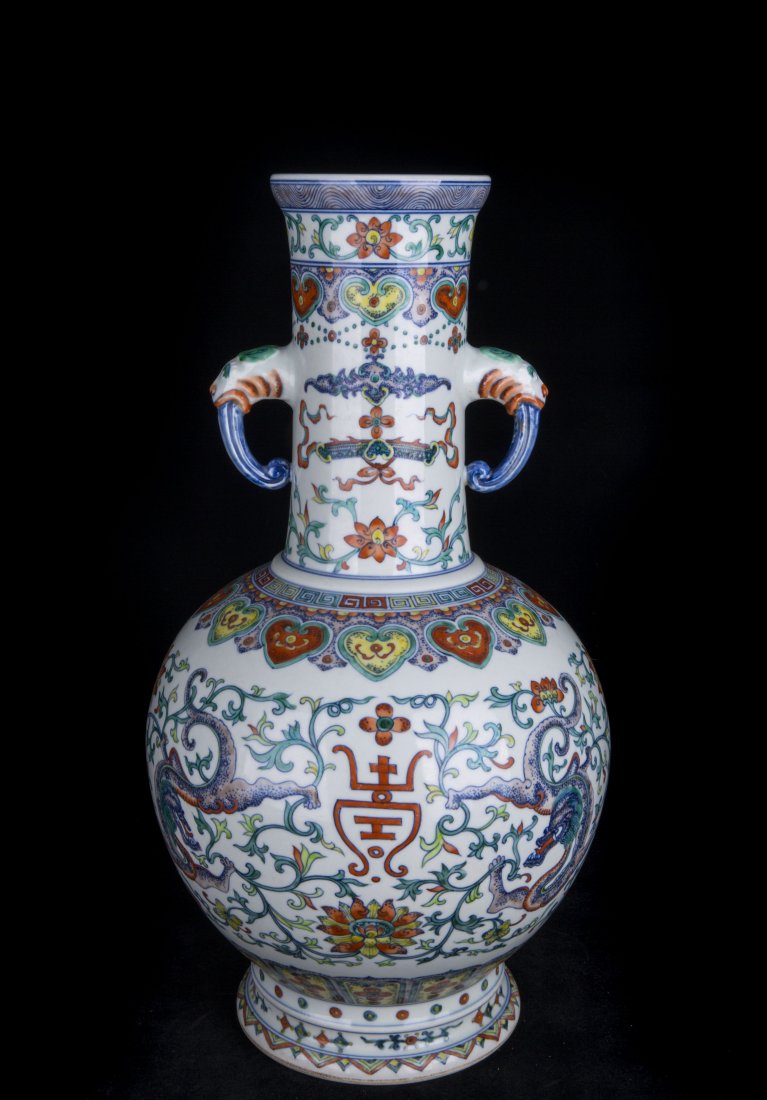 A LARGE DOUCAI VASE (1 of 5)