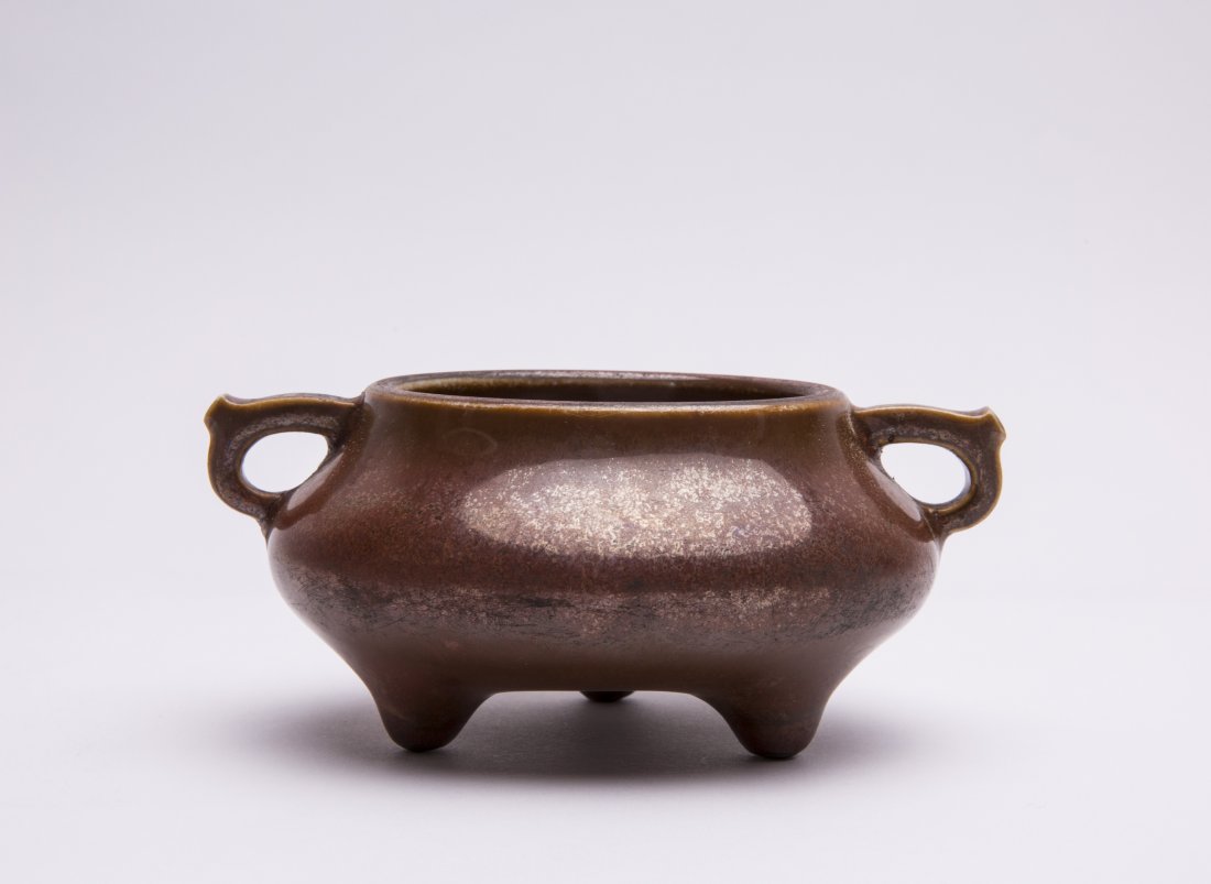 A CHINESE MINIATURE BROWN GLAZED CENSER (1 of 5)