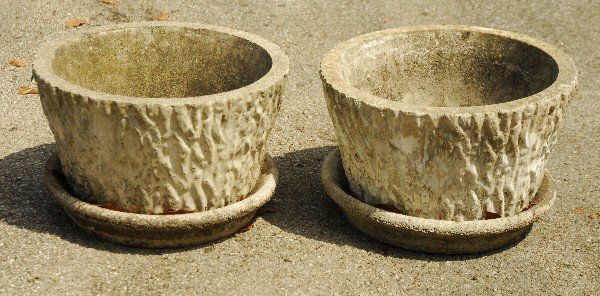 Large pair of cast stone garden planters and under (1 of 1)