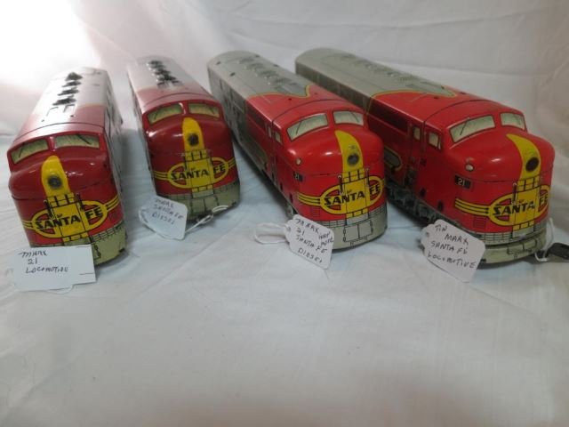 Group Lot of Four Marx Tin Litho Santa Fe 21: Engines - Various Condition, Repainted Pieces and Screws in Top of One.
