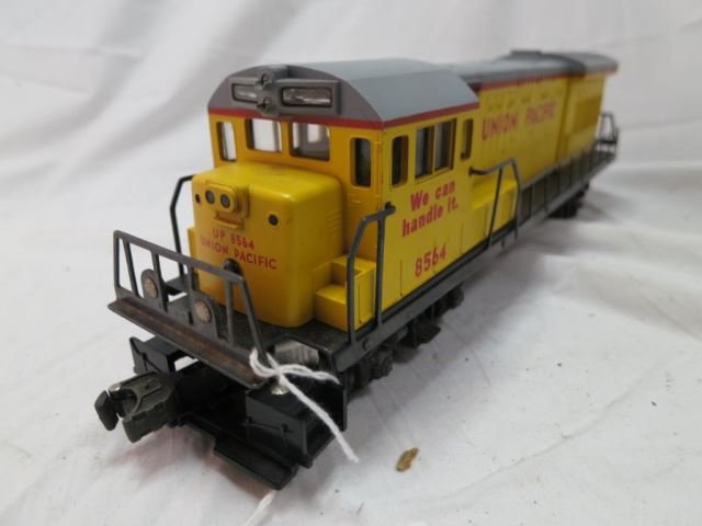 Lionel Union Pacific #8564 Diesel Engine: (no further description, see pictures for details)