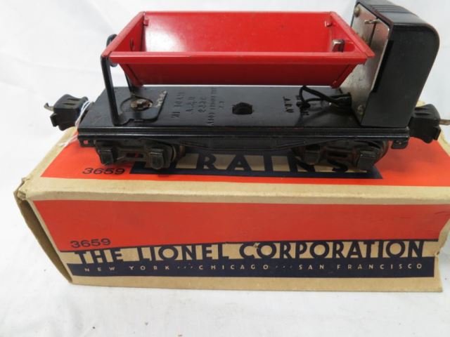 Lionel Prewar No. 3654 Remote Control Dump Car: with Original Box