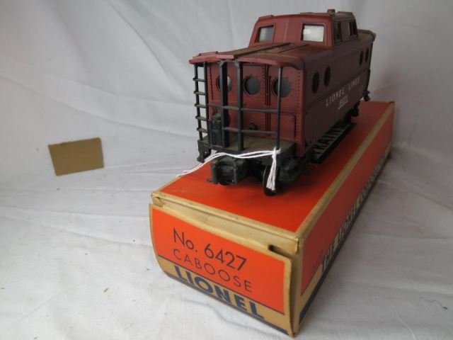 Lionel No. 6427 Red Caboose with Original Box: (no further description, see pictures for details)