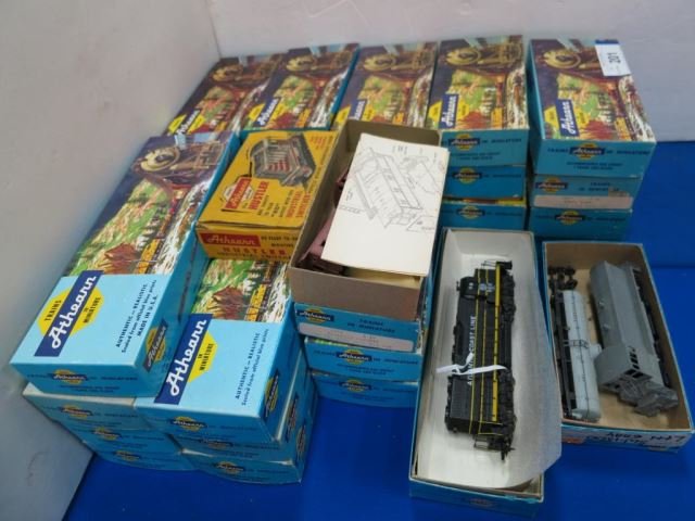 Large Assortment of Athearn HO Train Kits along: with 960 Engine Over 32 Pieces.
