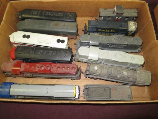 Group Lot of HO Scale Engines, Tender and Caboose: (12 Pieces) Rivorassi, Atlas, Bachmann, Kadee and others.