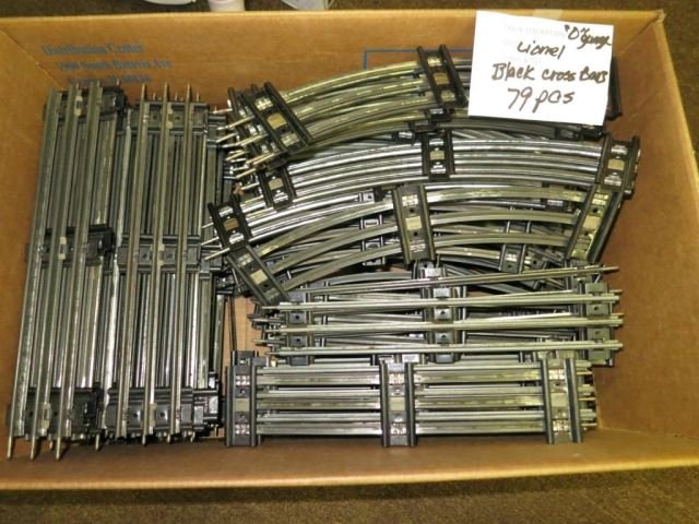 Box Lot of Lionel "O" Gauge Track Curved and: Straight Pieces