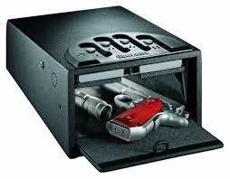 NEW!! GUNVAULT MINIVAULT DLX SAFE 12X8X5-UPC Code:: Manufacturer: GunVault Model: Mini Vault Model: Deluxe Type: Safe Size: 12X8X5 Finish/Color: Black