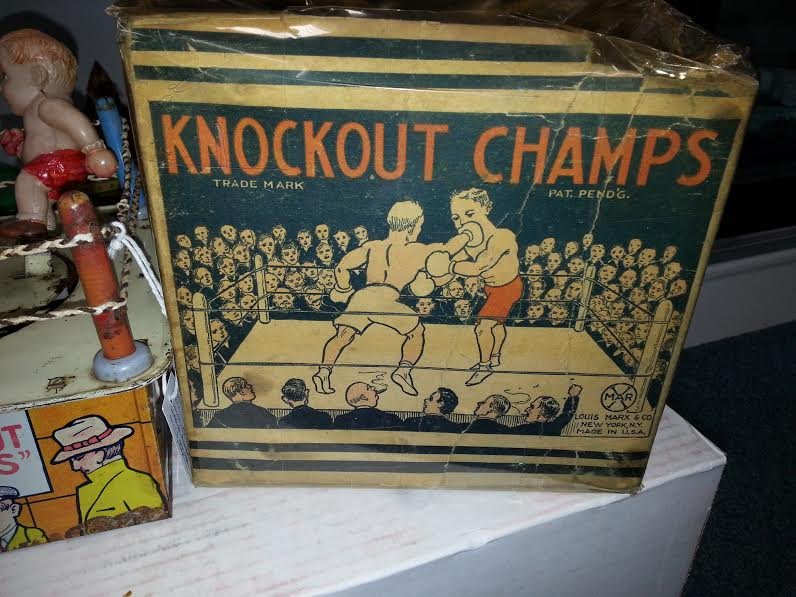Vintage knockout champs wind up toy by marx: vintage knockout champs wind up toy by marx good and working conditions some rust on metal like seen on pictures original box sell as it is
