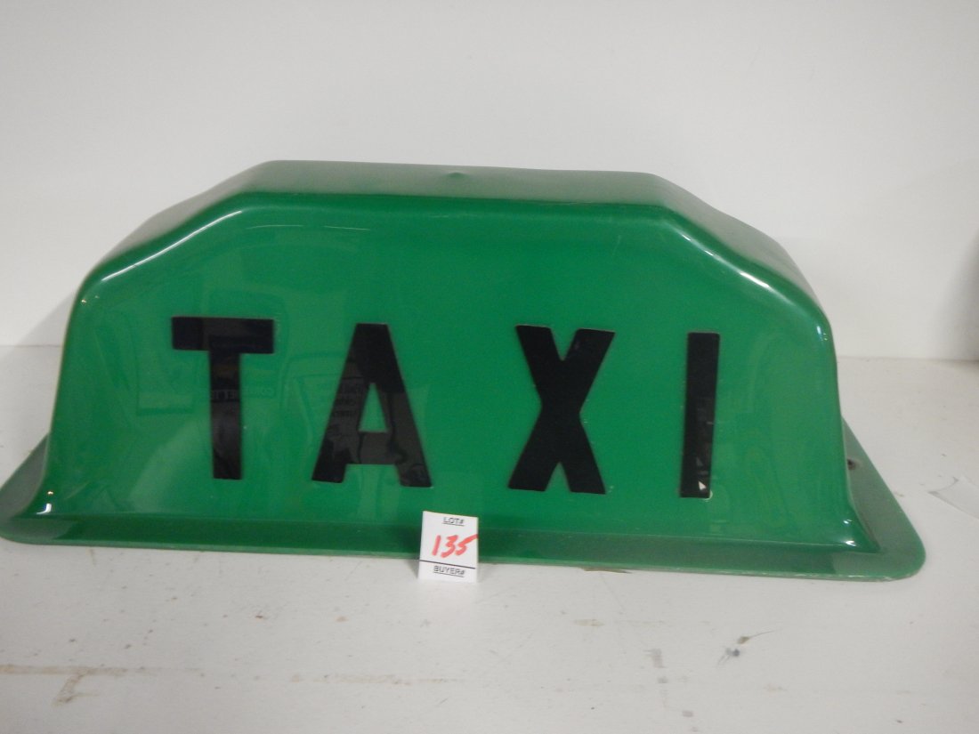 Taxi Cab Roof topper: Tax cab Roof sign.