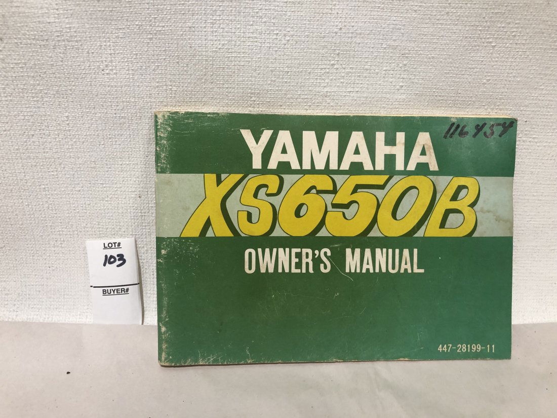Yamaha XS650B Ownerâ€™s Manual (1 of 2)
