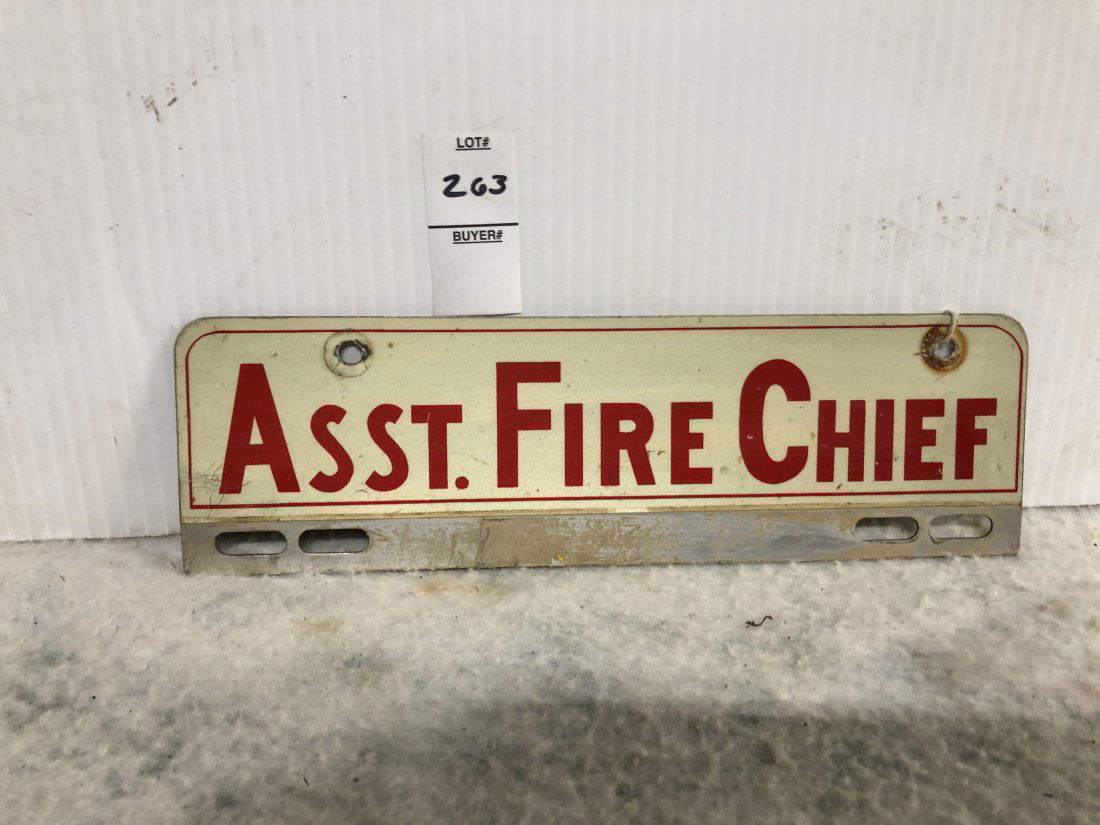 License plate topper Vintage Assistant Fire Chief License Plate  Accessory (1 of 2)