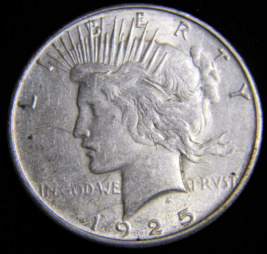 1925 S Peace Silver Dollar AU/ MS Details (1 of 2)