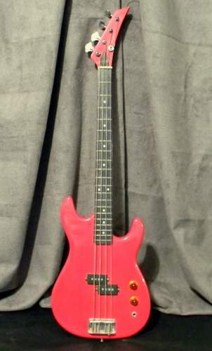 Cruise Electric Guitar - Vintage Electric 4 String Bass Guitar Cruise For Vmi Aug 23 2014 Gsauctions In Ga