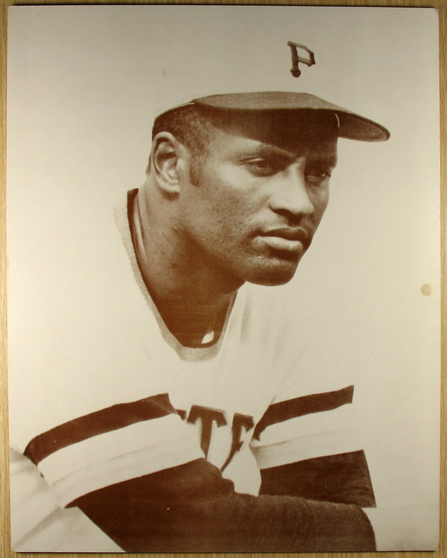 1950 Roberto Clememte Photo Poster Print 11X14 (1 of 1)