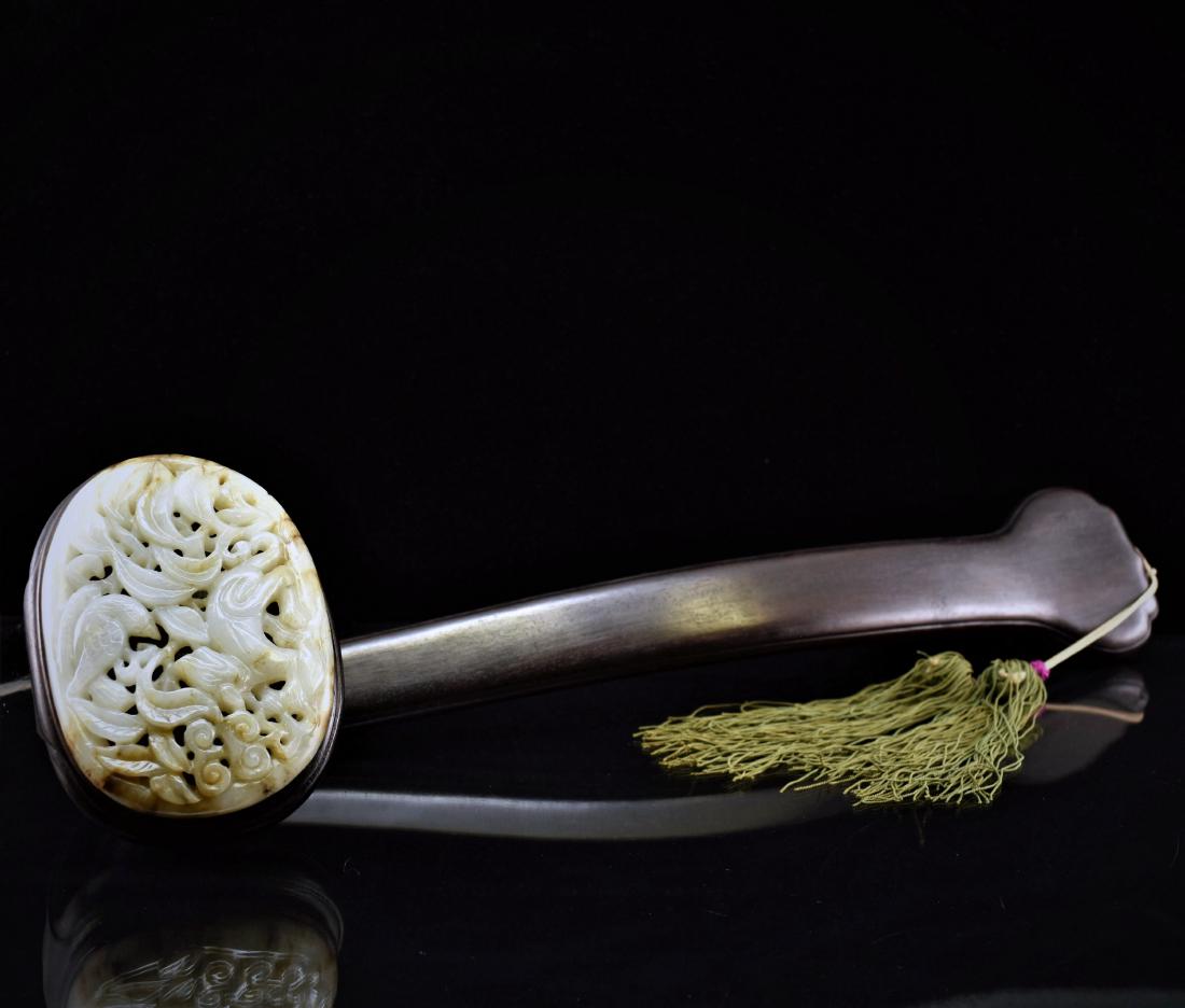 CHINESE JADE ZITAN RUYI SCEPTER (1 of 6)