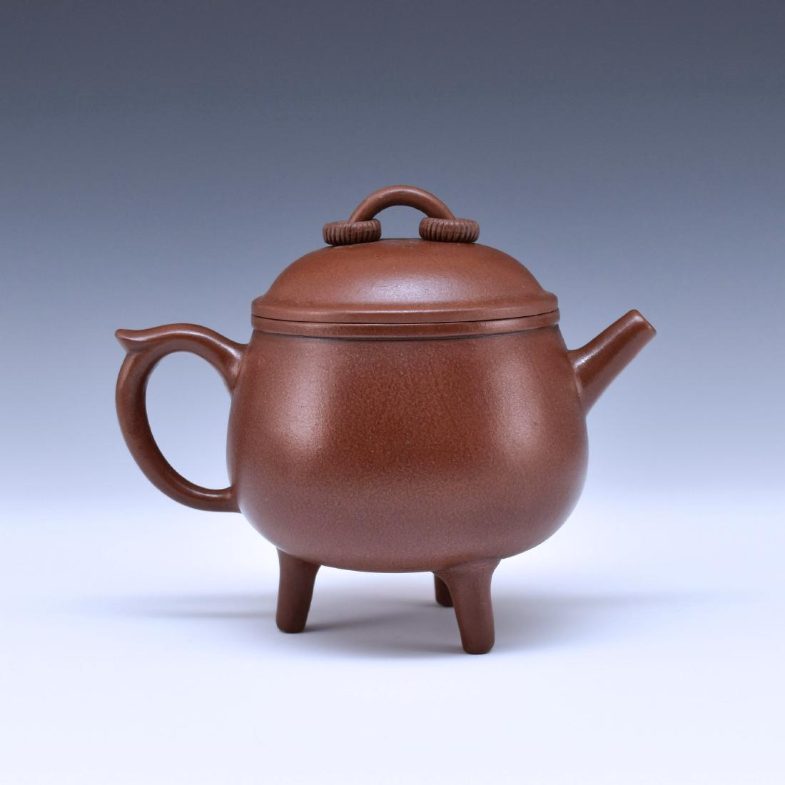 CHINESE ZHISHA CLAY TRIPOD TEAPOT (1 of 6)