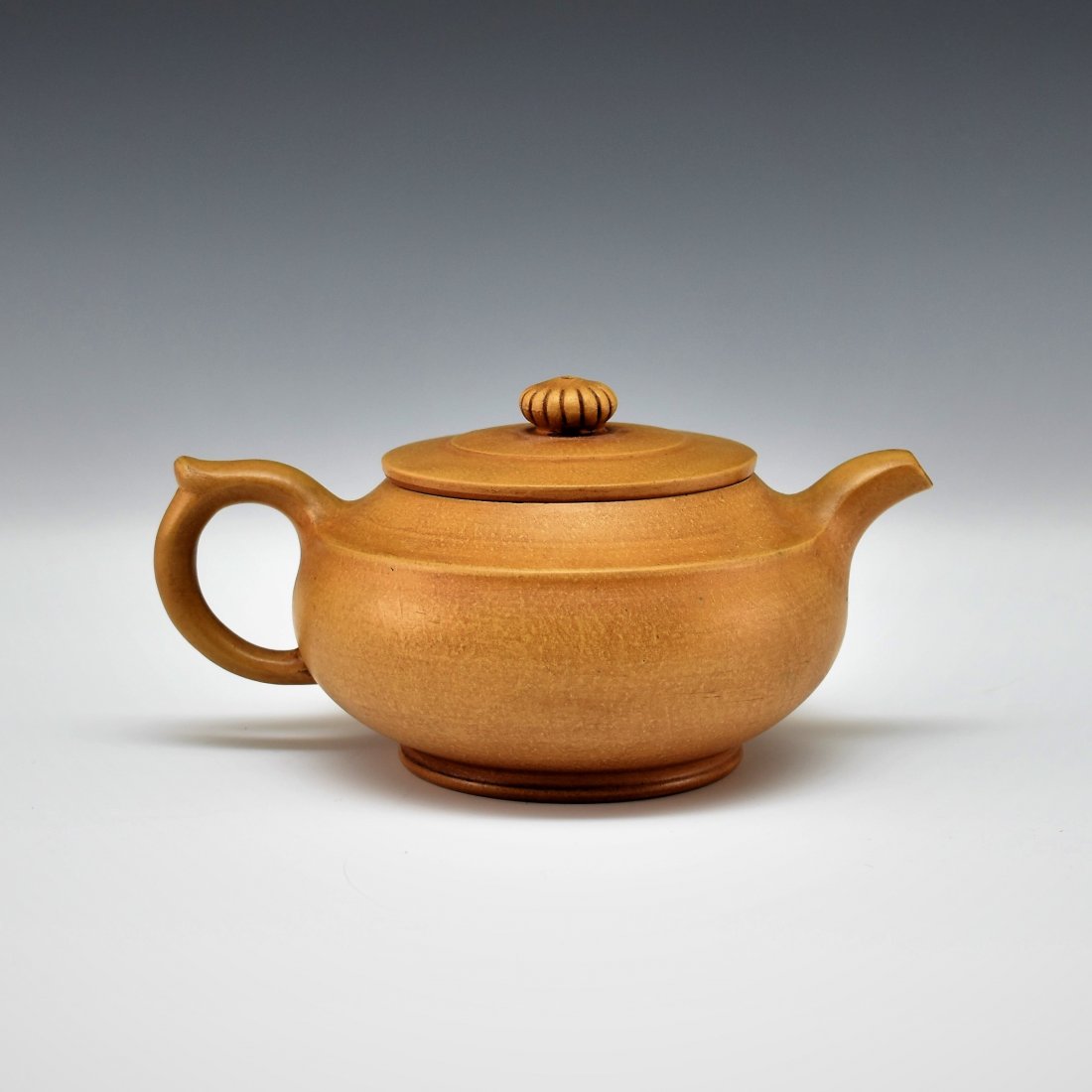 CELESTIAL SHAPE CHINESE ZHISHA CLAY YELLOW TEAPOT (1 of 8)