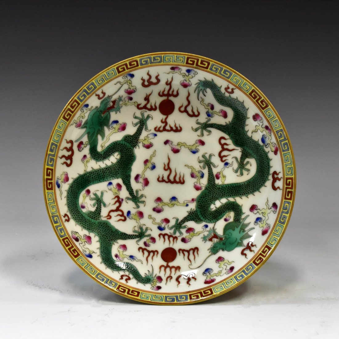 FAMILLE ROSE DRAGON PLATE (1 of 7)