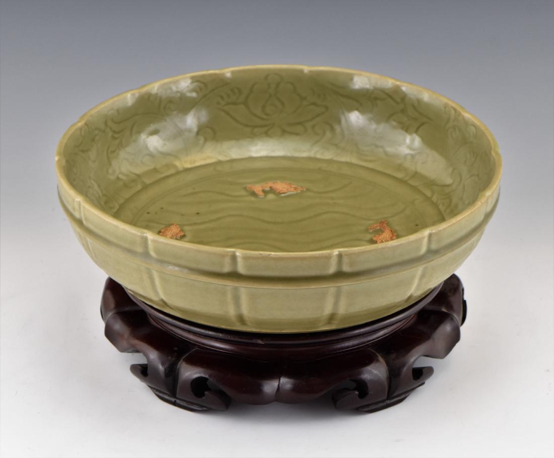 MING SPRIGGING RED CARPS LONGQUAN CELADON BASIN (1 of 17)