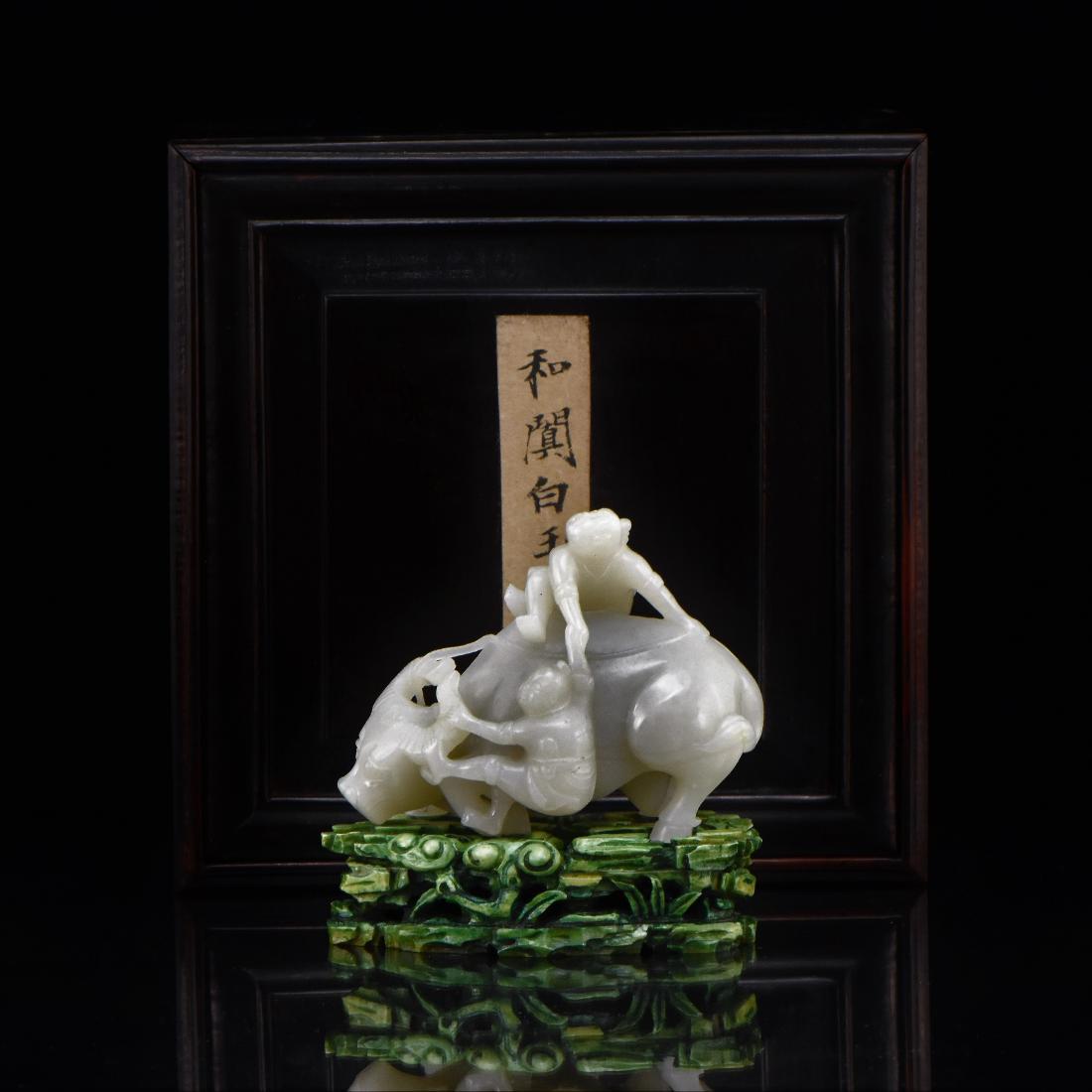 IMPORTANT WATER BUFFALO JADE SCLUPTURE IN BOX (1 of 9)