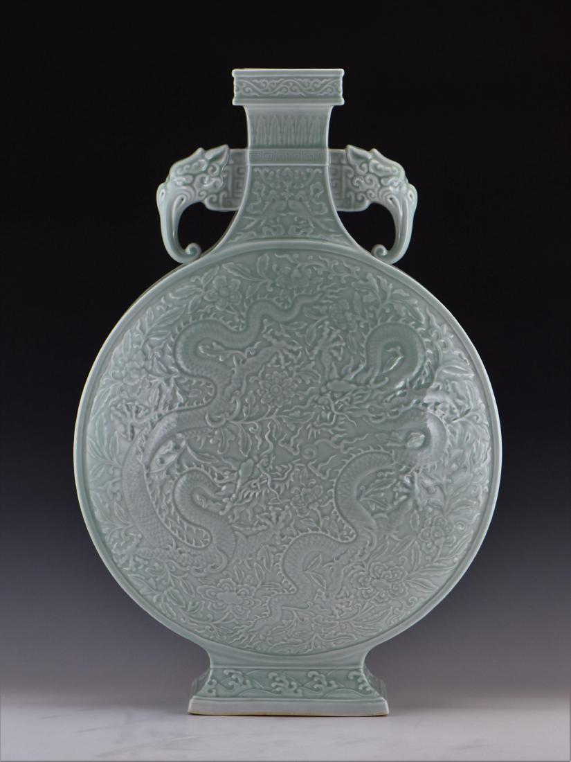 LARGE SGRAFITTO CELADON MOON FLASK (1 of 10)