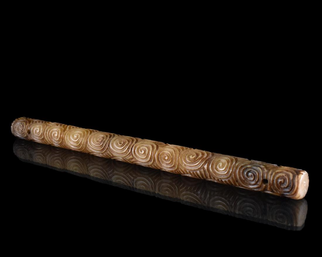 CARVED CREME-ORANGE JADE CHINESE PAPER WEIGHT (1 of 9)