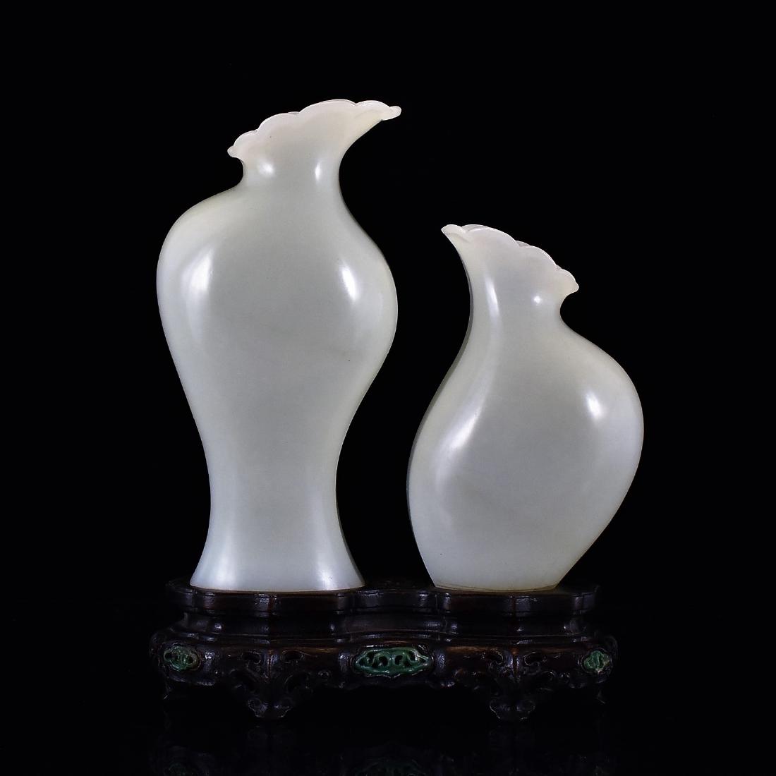 PAIR OF FLORI-FORM JADE VASES ON STAND (1 of 8)