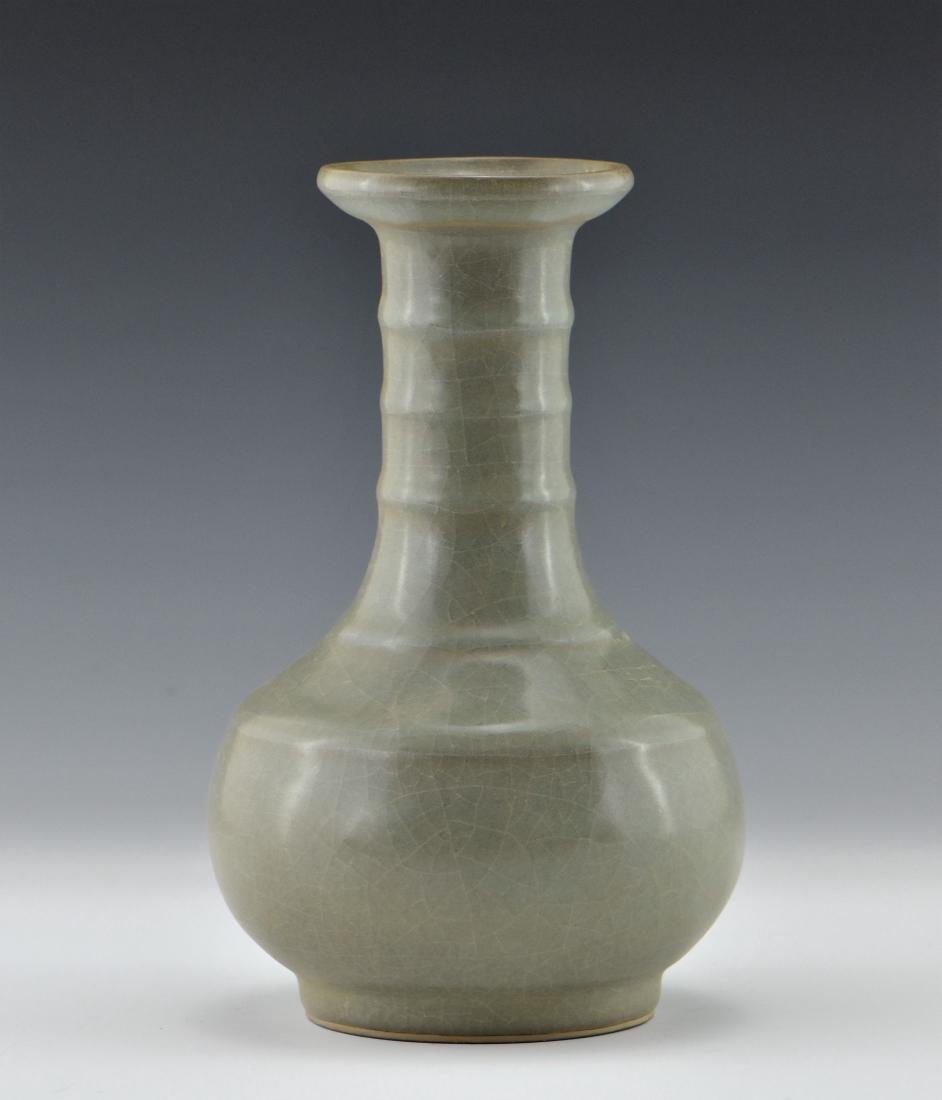YUAN LONGQUAN CELADON BOTTLE VASE (1 of 9)