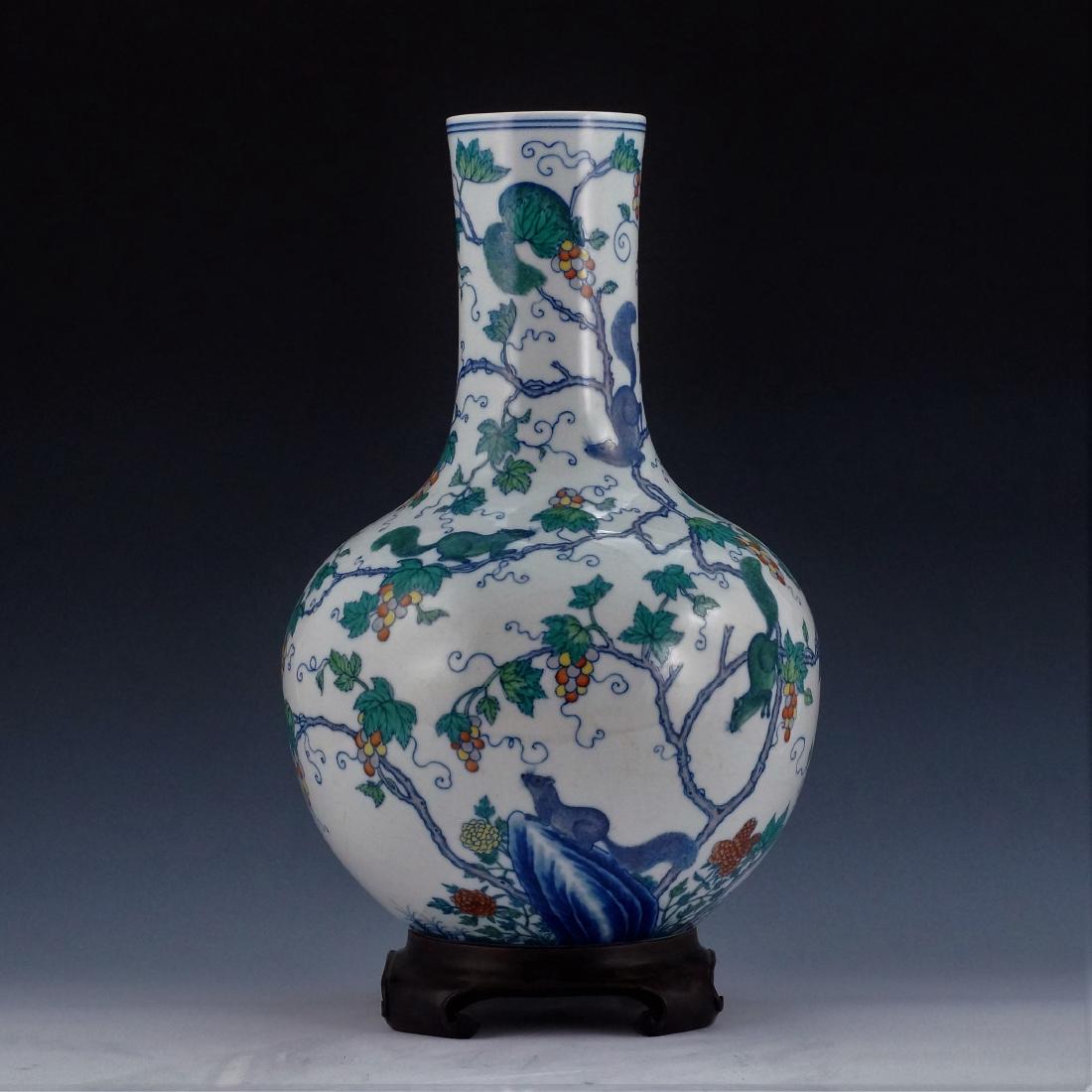 DOUCAI SQUIREL & GRAPE CELESTIAL VASE (1 of 10)