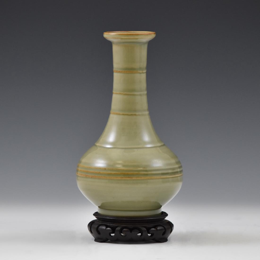 MING LONGQUAN CELADON BOTTLE VASE (1 of 6)