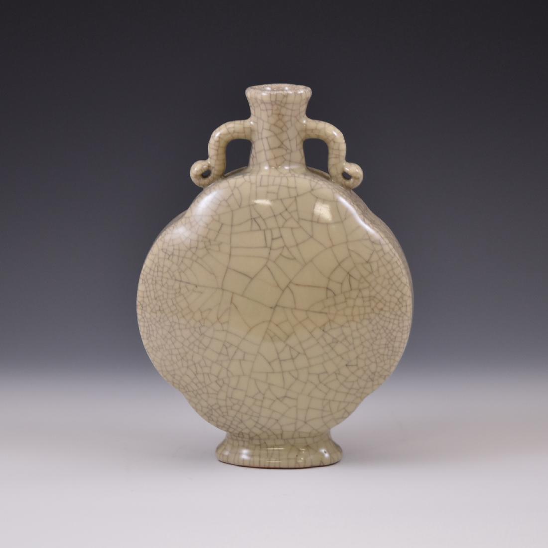 QING CRACKLE GLAZE PORCELAIN MOON VASE (1 of 14)
