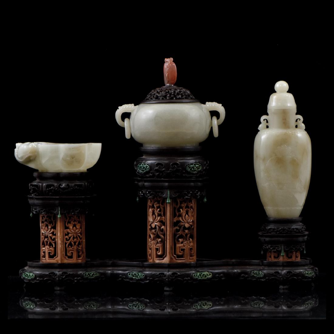 SET OF 3 PCS JADE ATTRIBUTES ON STAND (1 of 17)