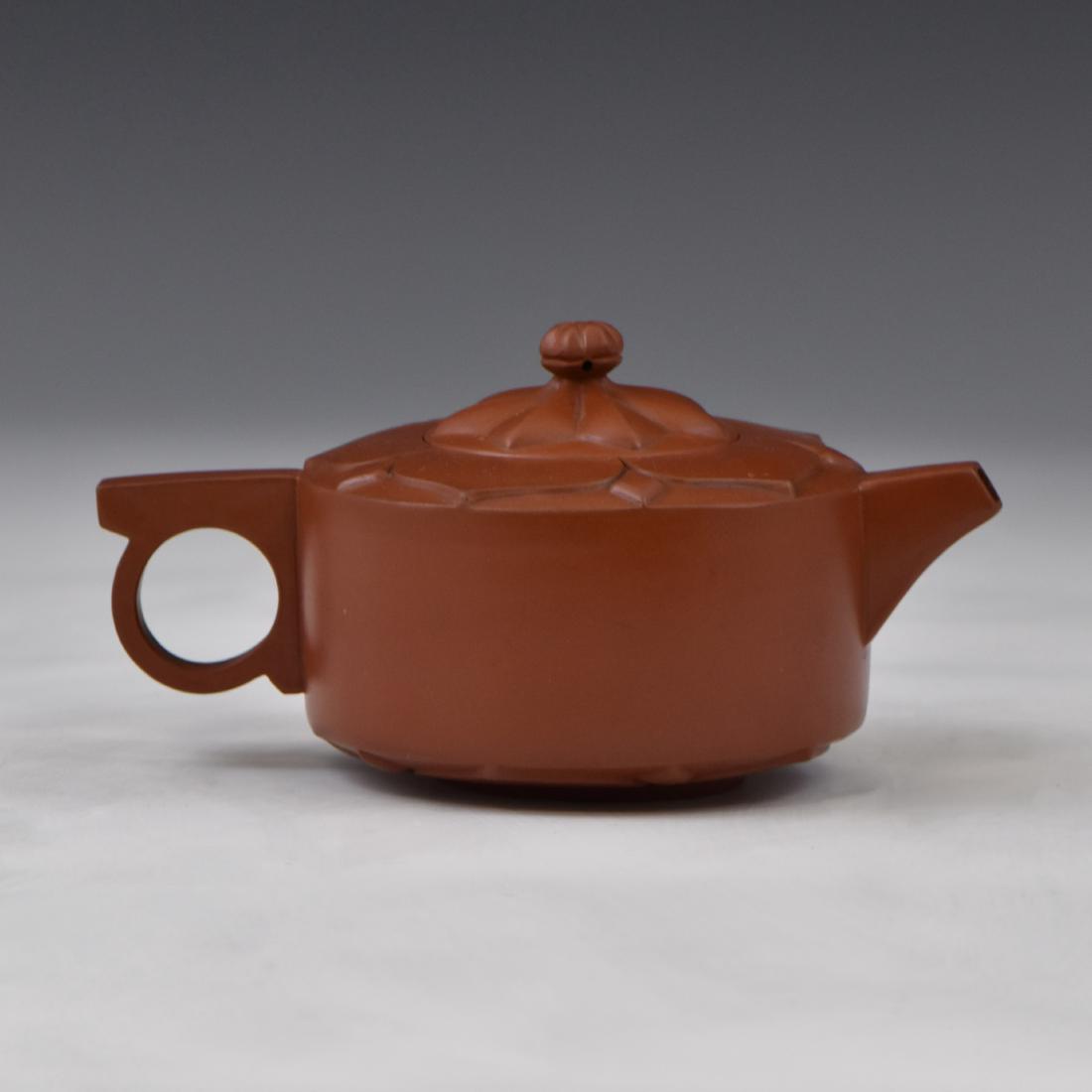 CYLINDRICAL SHAPE CHINESE ZHISHA CLAY TEAPOT (1 of 9)