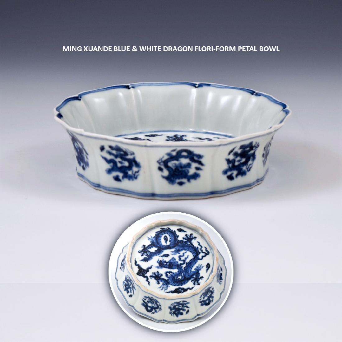 MING XUANDE BLUE & WHITE DRAGON FLORI-FORM PETAL BOWL: Ming Dynasty, XuanDe reign period, Chinese porcelain potted with flori-form rim, with waisted side everted from flat and wide broad octagonal flori-form lobed petal cavetto. The interior hand painted 