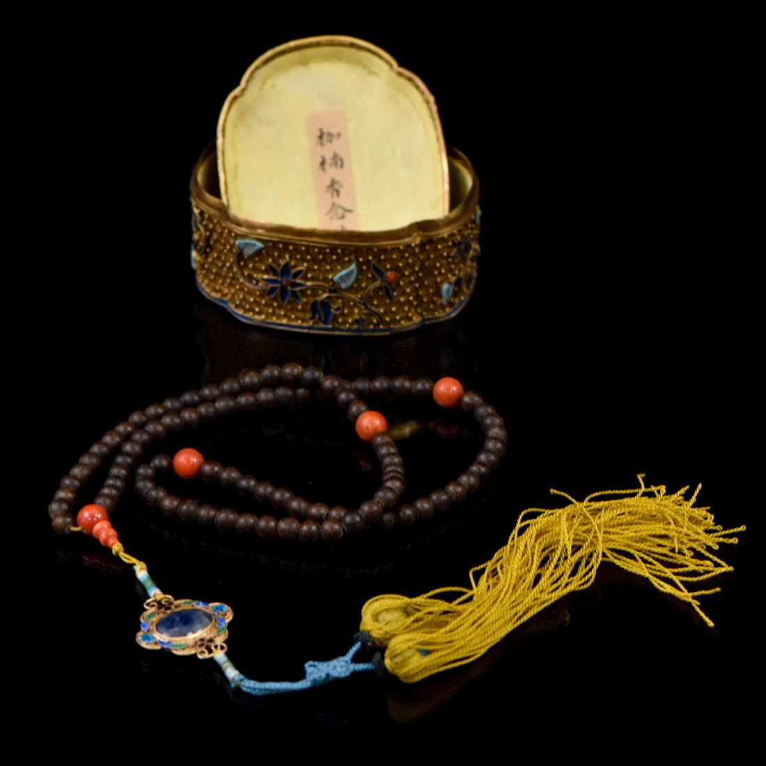 IMPORTANT CHENXIANG WOOD BEADS IN FILIGREE BOX (1 of 10)