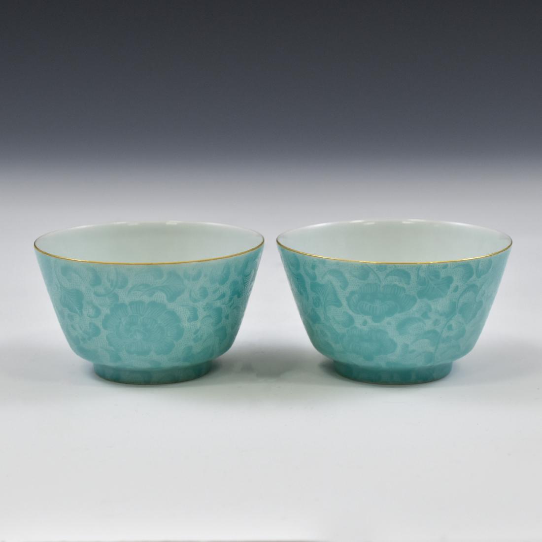YONGZHENG SGRAFITTO FAMILLE VERTE FLORAL BOWLS (1 of 10)