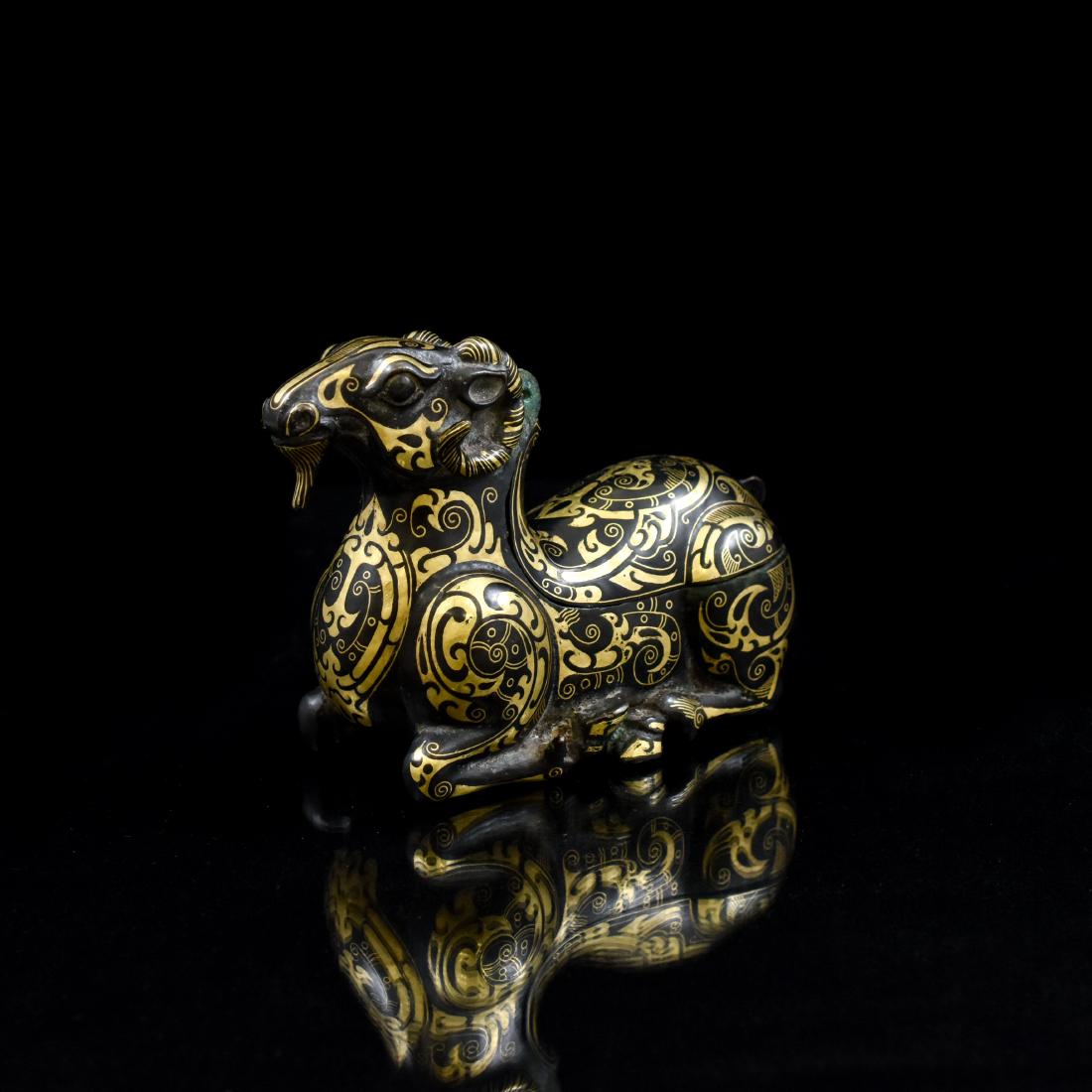 CHINESE HAN DYNASTY GILT BRONZE SHEEP SHAPED BOX (1 of 12)