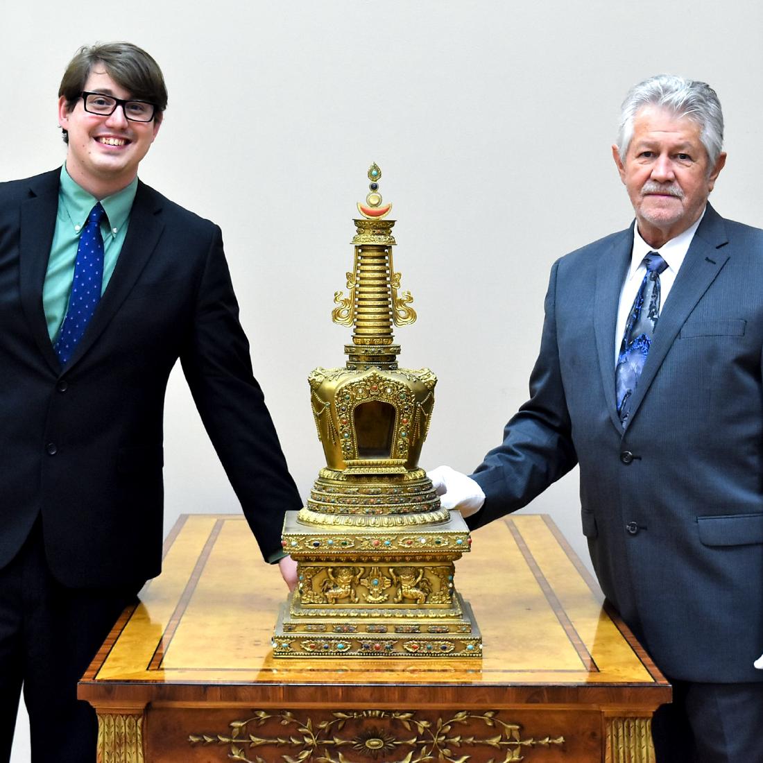 MASSIVE QING GILT BRONZE & STONES INLAID BUDDHA STUPA (1 of 20)