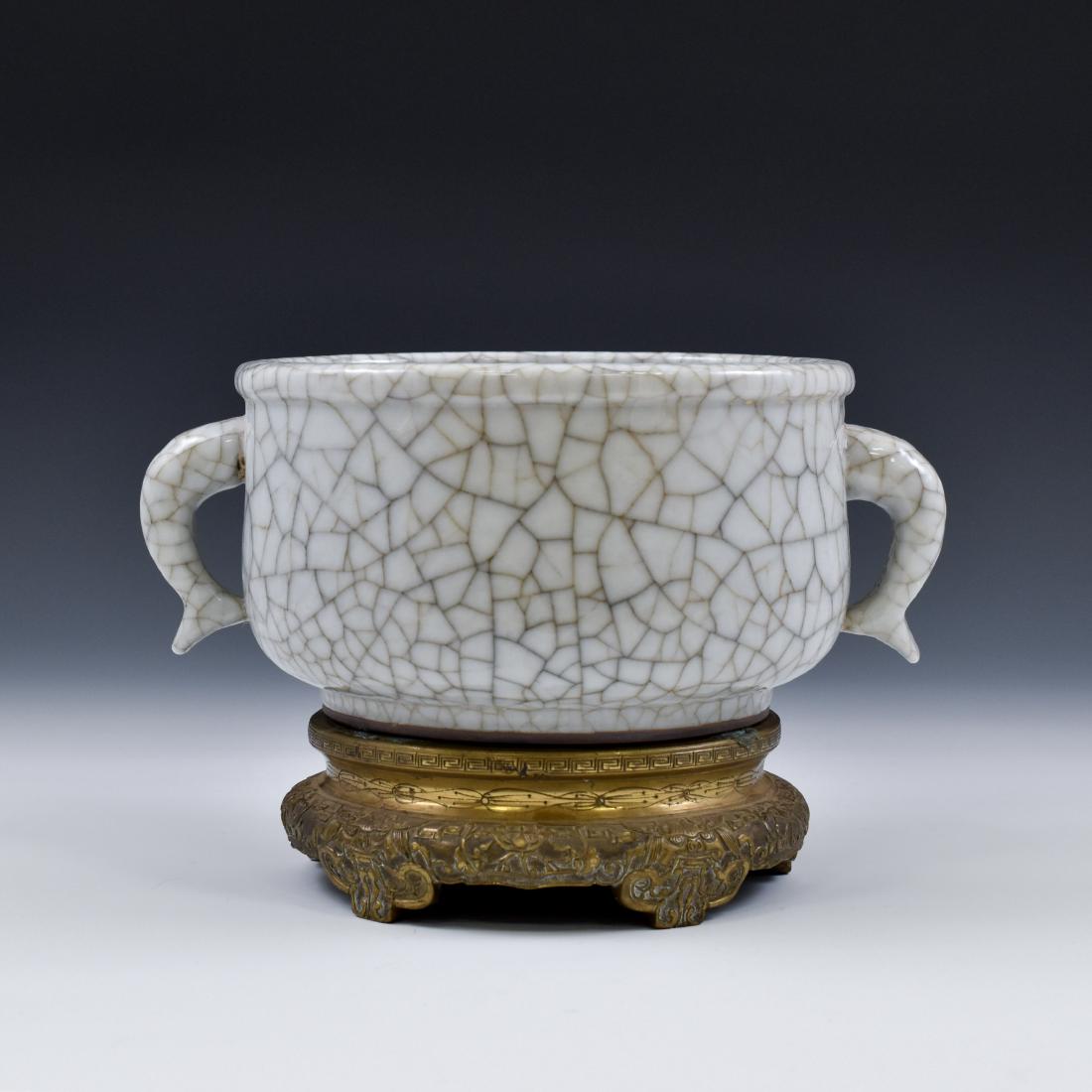 18TH C GE TYPE CENSER WITH FISH TAIL HANDLES ON STAND (1 of 12)