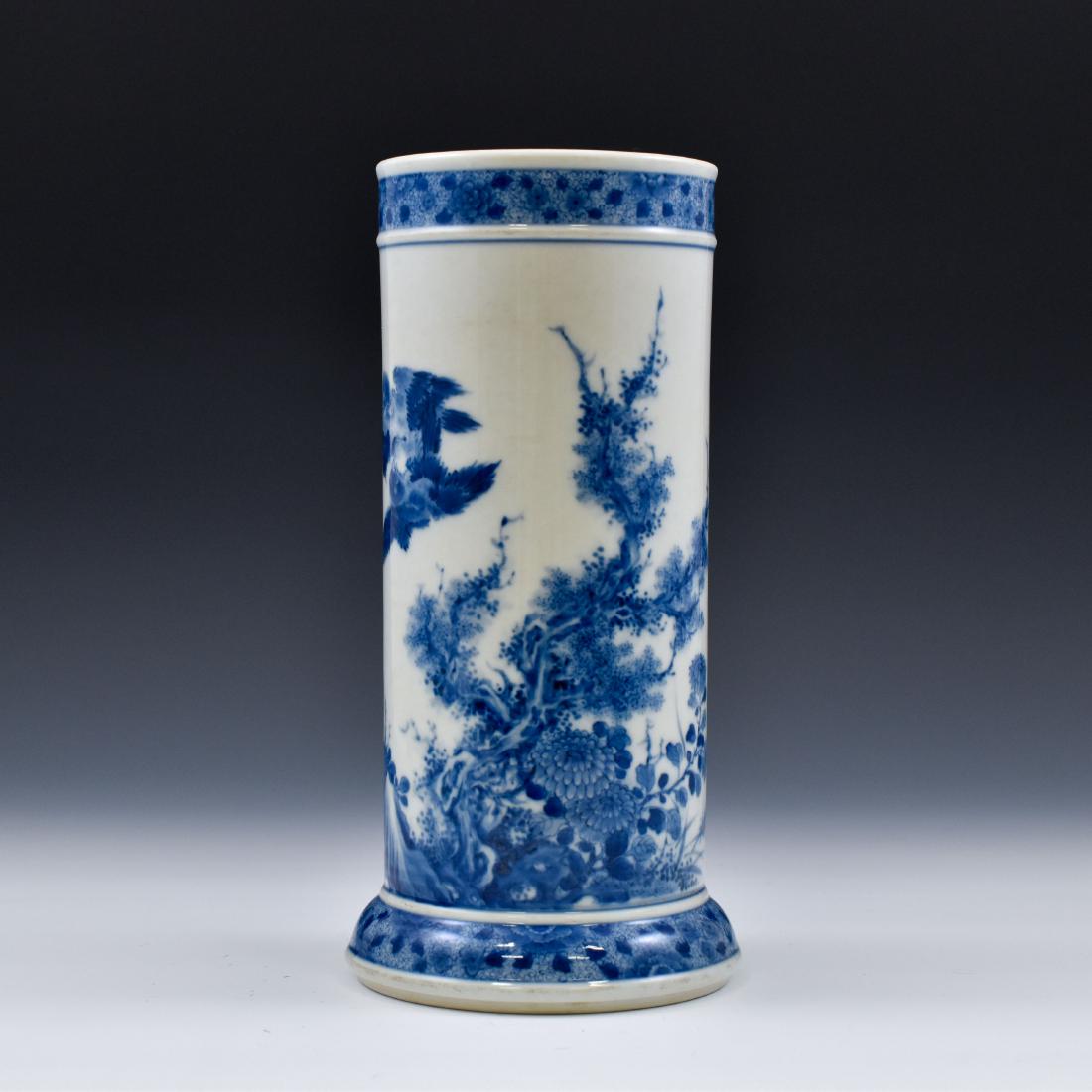20TH C BLUE & WHITE UMBRELLA VASE (1 of 10)