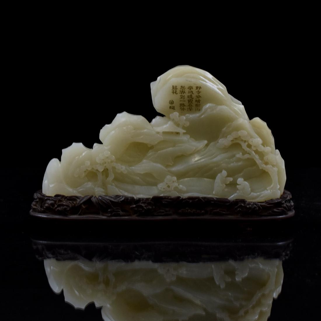 FINE CHINESE JADE OF MOUNTAIN SCENERY (1 of 10)