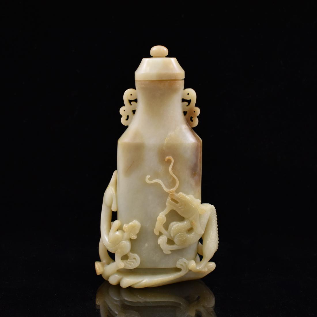 DRAGON & LEOPARD MOTIF JADE VASE (1 of 10)