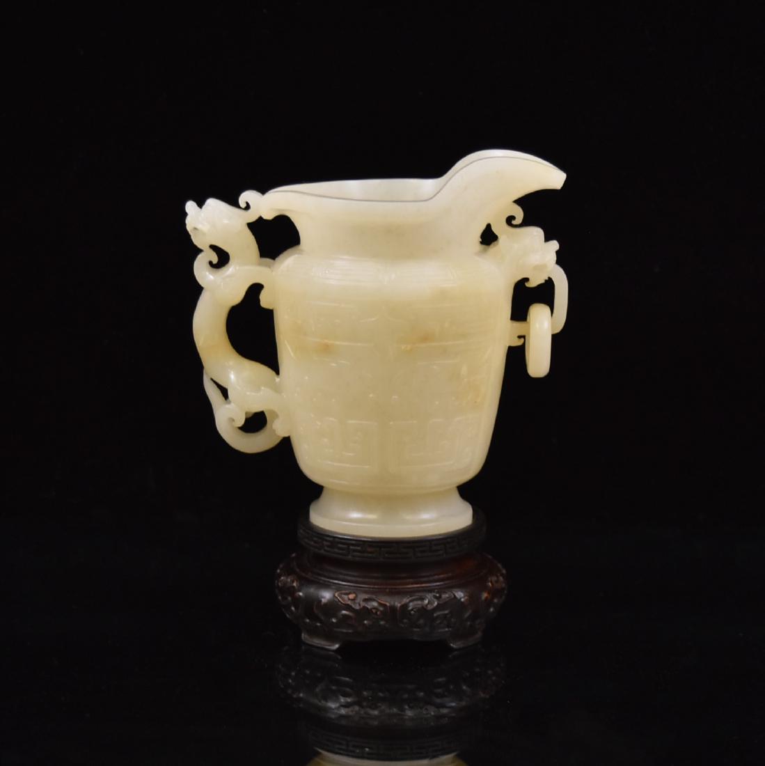 JADE VASE WITH PIXIU MOTIF ON STAND (1 of 10)