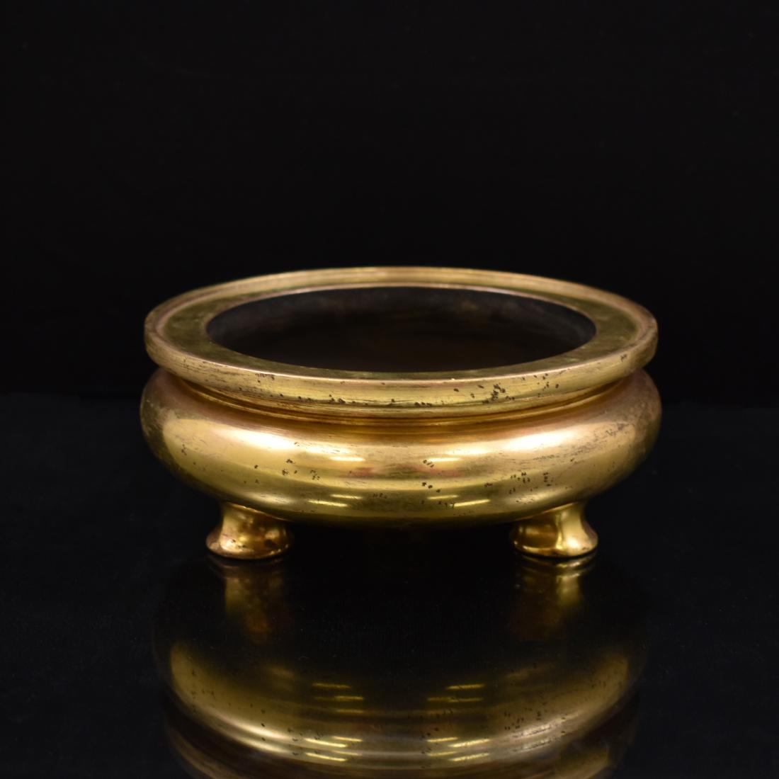 MING XUANDE GILT BRONZE SHALLOW TRIPOD CENSER (1 of 10)